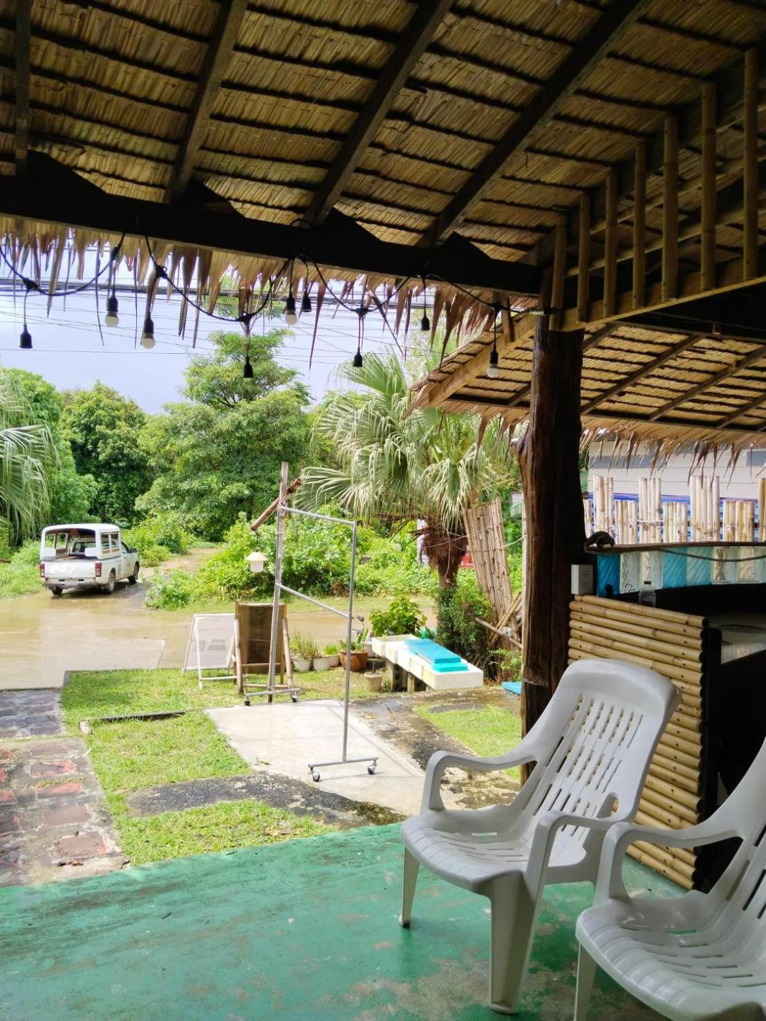 Tiki Bar-Kantiang Guesthouse 란타섬 외부 사진